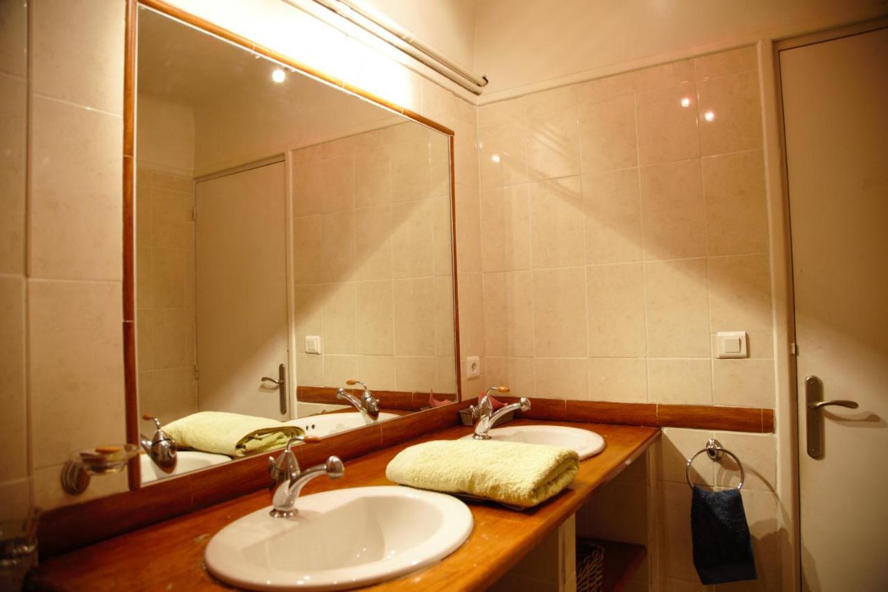 Laincel - Appartement lumineux le long du Rhône Arles Extérieur photo